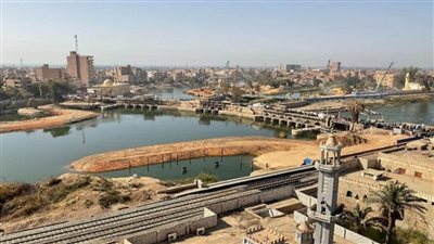 وزير الري يتابع الموقف التنفيذي لمشروع إنشاء قناطر ديروط الجديدة (صور)