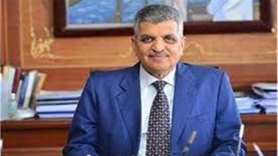 الفريق أسامة ربيع يلتقي رئيس المنطقة الاقتصادية لبحث سبل التعاون المشترك 