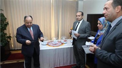 «معيط» يشهد إجراء قرعة الحج بين العاملين بوزارة المالية 