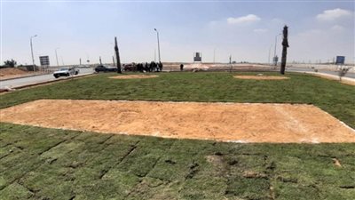 رئيس جهاز الشروق: بيع محال تجارية بأنشطة متنوعة وصيدلية بسكن مصر وجنة (صور)