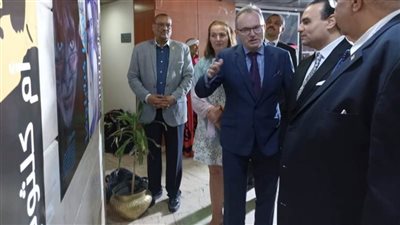 أم كلثوم تتصدر معرض 