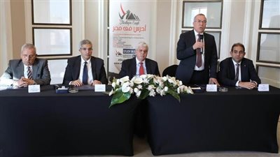 وزير التعليم العالي يجتمع بالمستشارين والملحقين الثقافيين العرب والأفارقة  لبحث آليات التعاون المشترك في تطوير منظومة الطلاب الوافدين