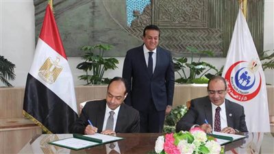الدكتور خالد عبدالغفار يشهد توقيع تعاون بين اللجنة العليا للتخصصات الصحية والمجلس الصحي المصري