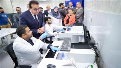 وزير الصحة: زيادة عدد مراكز فحص المقبلين على الزواج لـ 302 مركز بجميع المحافظات (صور)