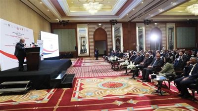 وزير التعليم العالي يؤكد حرص الوزارة على تمويل العديد من المشروعات البحثية لخدمة 