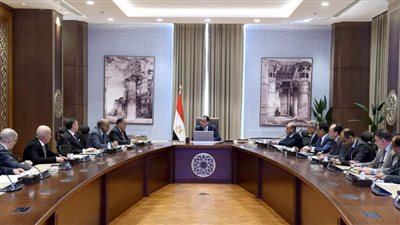 رئيس الوزراء يتابع جهود تطوير الشركة الوطنية للطيران والخطط المستقبلية لها