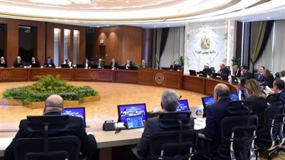 رئيس الوزراء يوجه بسرعة استلام الموظفين المنتقلين للعمل بالعاصمة الإدارية الجديدة لوحداتهم المخصصة لهم في مدينة بدر