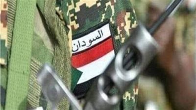 الجيش السوداني يؤكد تعرض بعض البنايات في محيط القيادة للاستهداف