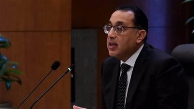 رئيس الوزراء يستعرض تقريرًا عن أنشطة وزارة الثقافة