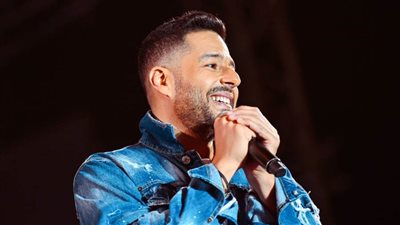 إحتفالا بعيد الفطر   الصور الكاملة .. حماقى يتألق بحفل ضخم فى دمياط الجديدة بحضور جماهيرى من محافظات وجه بحرى