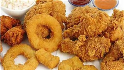 دراسة أمريكية تكشف العلاقة بين تناول الأطعمة المقلية وارتفاع ضغط الدم 