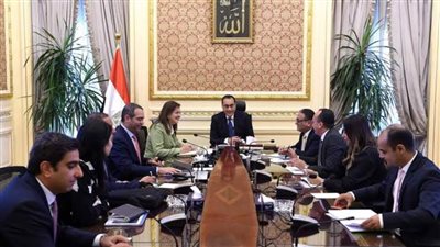 رئيس الوزراء يتابع جهود صندوق مصر السيادي لجذب الاستثمارات