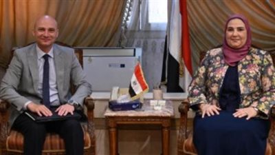 وزيرة التضامن: تقديم الخدمات والمساعدات للقادمين من السودان إلى أسوان 