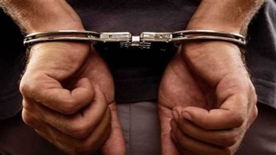 ضبط شخص لإتجاره في النقد الأجنبي بعابدين 