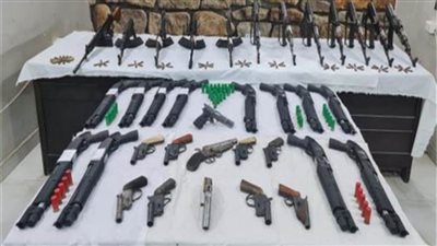 خلال 24 ساعة.. ضبط 35 قطعة سلاح و25 متهما في حملة بأسيوط 