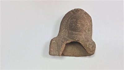 السياحة والآثار تتسلم 4 قطع أثرية من إيطاليا (صور)