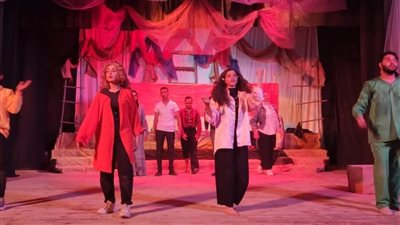 الصراع الطبقي في العرض المسرحي 