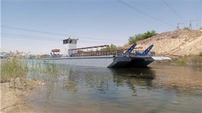 محافظ أسوان: تشغيل العبارة النيلية لنقل الركاب والبضائع الوافدة من السودان ٢٤ ساعة يوميًأ 