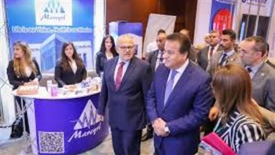 د. خالد عبد الغفار وزير الصحة: الارتقاء بمهنة الصيدلة من أهم أولويات الوزارة