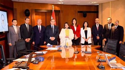 وزيرة الهجرة:  حريصون على حل مشكلة الطلاب العائدين من الخارج بالتنسيق مع الجهات المختصة