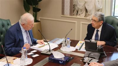 وزير الكهرباء يستقبل رئيس شركة Jean De Nul لبحث سبل دعم وتعزيز التعاون مع قطاع الكهرباء 