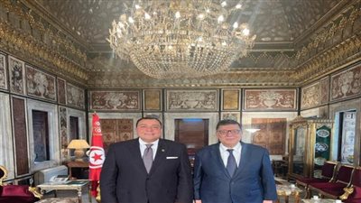 تفاصيل لقاء السفير المصري بتونس مع رئيس مجلس نواب الشعب التونسي (صور)