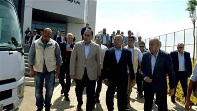 رئيس الوزراء يتفقد ميناء السادس من أكتوبر الجاف بعد تشغيله تجريبيًا