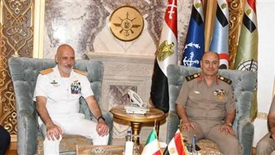 أسامة عسكر يلتقي رئيس هيئة الأركان المشتركة للقوات المسلحة بجمهورية إيطاليا