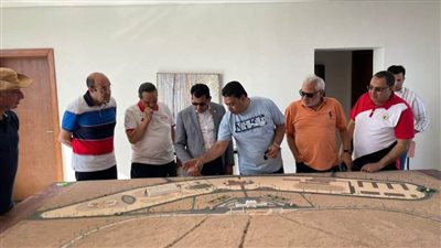 وزير الرياضة يتفقد مضمار الهجن والفروسية الدولي بشرم الشيخ