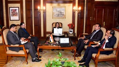 وزيرة الهجرة تعقد اجتماعا تشاوريا مع أعضاء المجلس التأسيسي لـ