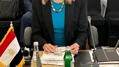 نيفين الكيلاني: الاهتمامُ بالميدانِ الثقافي ضرورةً ملحةً لحمايةِ المُجتمعات الإفريقيةِ 