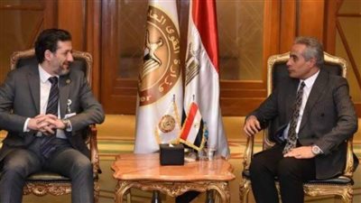 وزير القوى العاملة يلتقى بنظيره السوري ويهنئه بعودة بلاده إلى جامعة الدول العربية