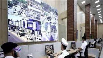 كثافات مرورية مرتفعة أعلى كوبري 6 أكتوبر بسبب تعطل أتوبيس سياحي