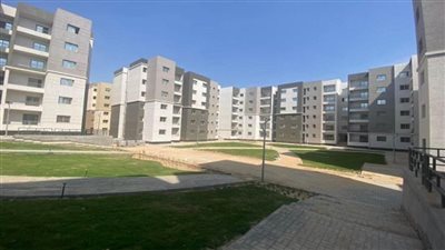 وزير الإسكان: تنفيذ اللمسات الأخيرة لوحدات مشروع سكن بديل العشوائيات بمدينة العبور الجديدة (صور)