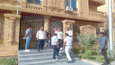 وزير الإسكان يُصدر 3 قرارات لإزالة مخالفات بناء بالساحل الشمالي الغربي والعاشر من رمضان (صور)