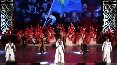 وزيرة الثقافة تشهد انطلاق فعاليات أيام الثقافة لجمهورية كازاخستان وتفتتح معرض المقتنيات التراثية الكازاخية بالأوبرا 