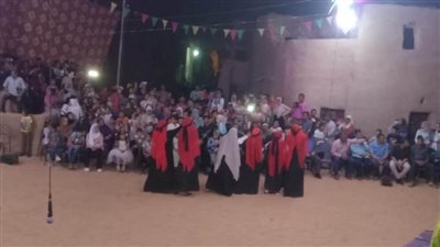 العرض المسرحي 