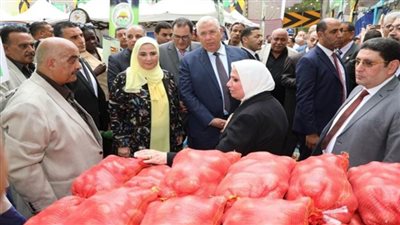 وزيرا الزراعة والتضامن ومحافظ الجيزة يفتتحون معرض زهور الربيع الـ 90 (صور)