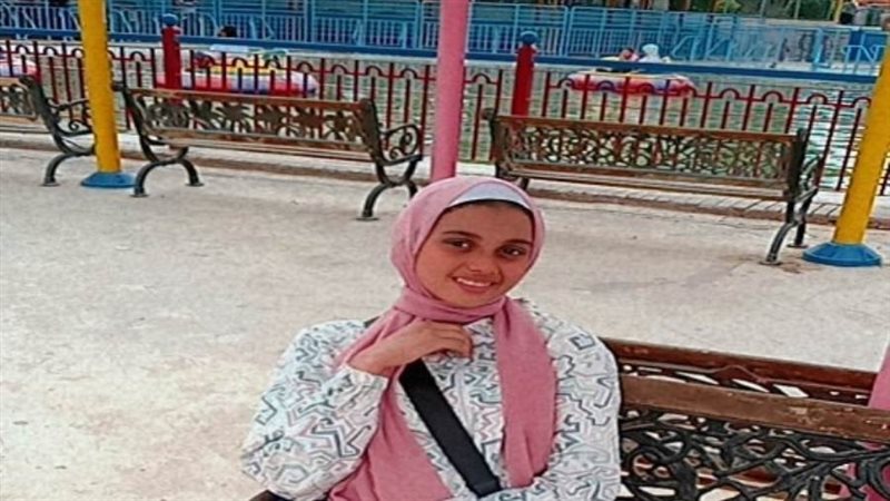 الطالبة شمس أحمد