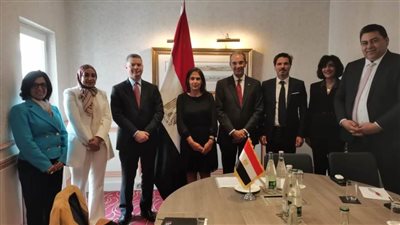 وزير الاتصالات يناقش مع مسئولي منظمة التعاون الاقتصادي والتنمية (OECD) تعزيز التعاون بمجال وضع السياسات الخاصة بالتكنولوجيات البازغة