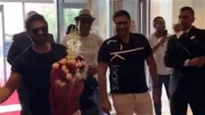 تامر حسني يصل إلى تونس لإحياء حفل ختام المهرجان العربي للإذاعة والتلفزيون