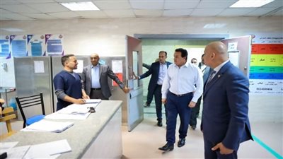 وزير الصحة يجري زيارة مفاجئة لمستشفى وادي النطرون التخصصي بالبحيرة (صور)