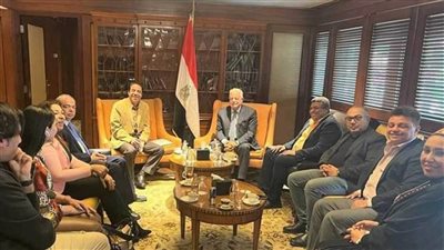 اللمسات النهائية قبل انطلاق مهرجان شرم الشيخ للسينما العربية