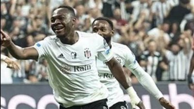 عرض إعارة.. نادِ فرنسي يصارع الأهلي على ضم موليكا