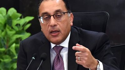 رئيس الوزراء يتابع مع رئيس الجهاز المركزي للتنظيم والإدارة ملف تسليم الوحدات السكنية للمرحلة الأولى من الموظفين المنتقلين للعاصمة الإدارية