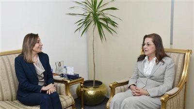 نيفين الكيلاني: نتعاون مع البنك المركزي لتقديم قروض ميسرة لمشروعات خريجي 