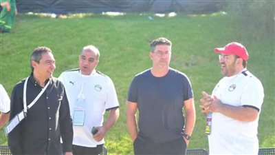 بركات وفيتوريا يشهدان التدريب الختامي للمنتخب الأوليمبي استعدادا لغينيا.. ووزير الرياضة يطمئن   