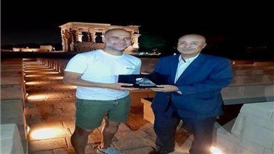 جوارديولا وأسرته في عرض خاص باللغة الإسبانية للصوت والضوء بمعبد فيلة