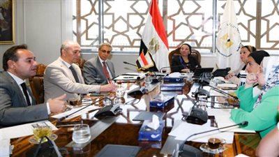 وزيرة البيئة تناقش استعدادات مصر لمؤتمر المناخ cop28 بالإمارات