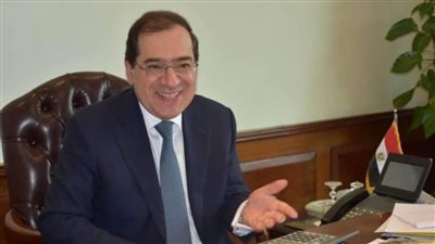 استراتيجية متكاملة لإزالة الكربون وخفض انبعاثات صناعة البترول والغاز